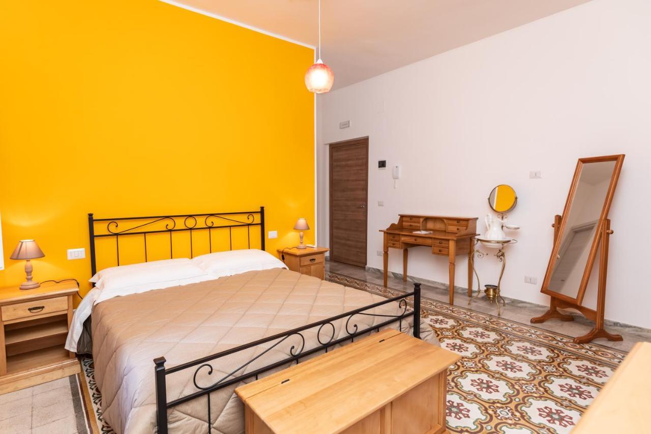 Bed and Breakfast Casa Duconte Барлетта Екстер'єр фото